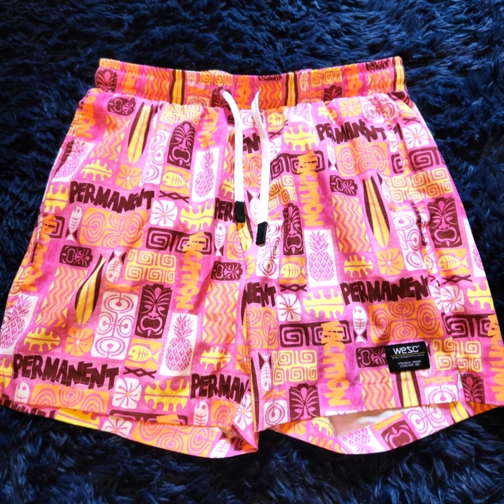 Wesc mens permanent vacation swim trunks‎ size large